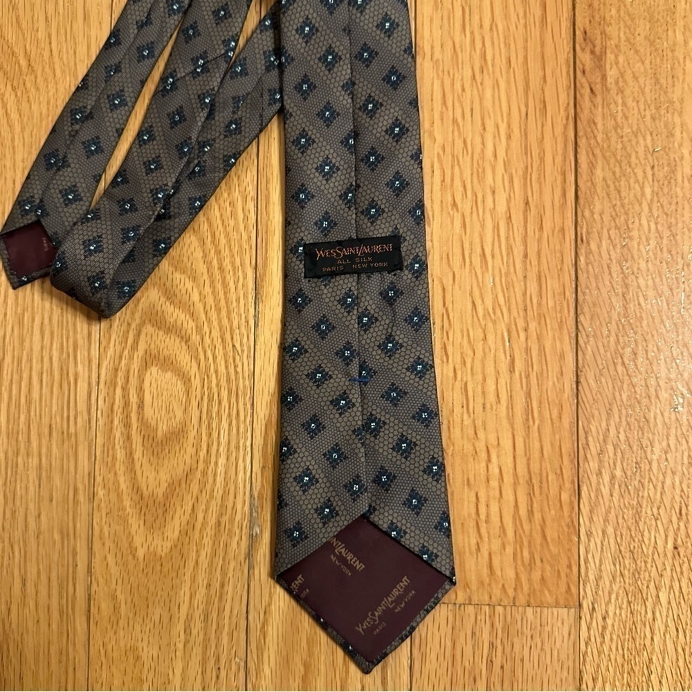 Yves Saint Laurent Neck Tie Men’s Brown Black Pattern Silk - Picture 3 of 4
